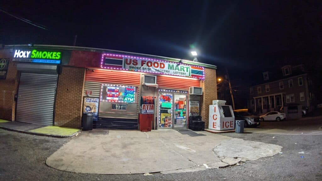 Store – main photo