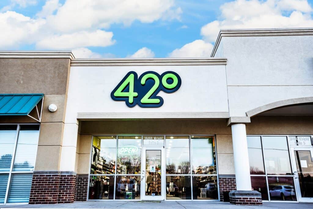 Store – main photo