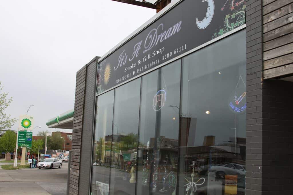 Store – main photo