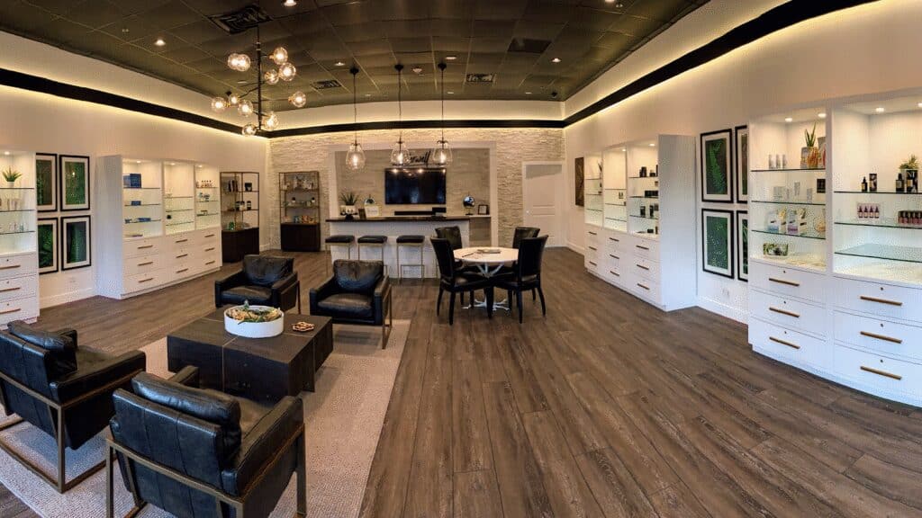 Store – main photo