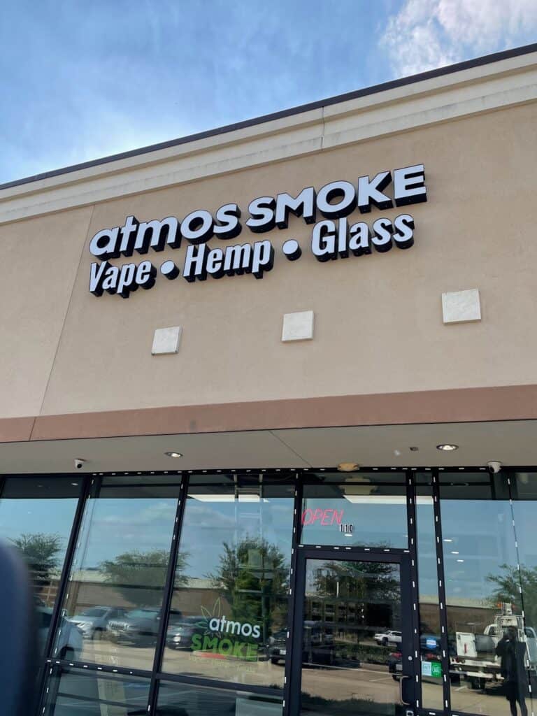 Store – main photo