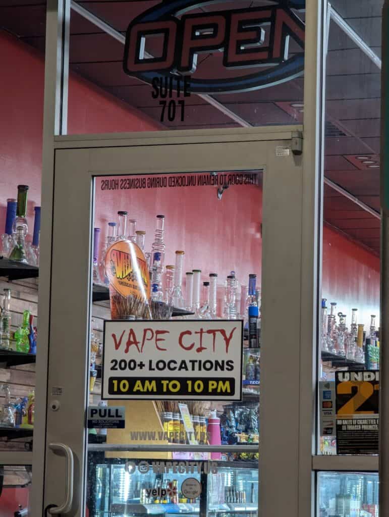 Store – main photo