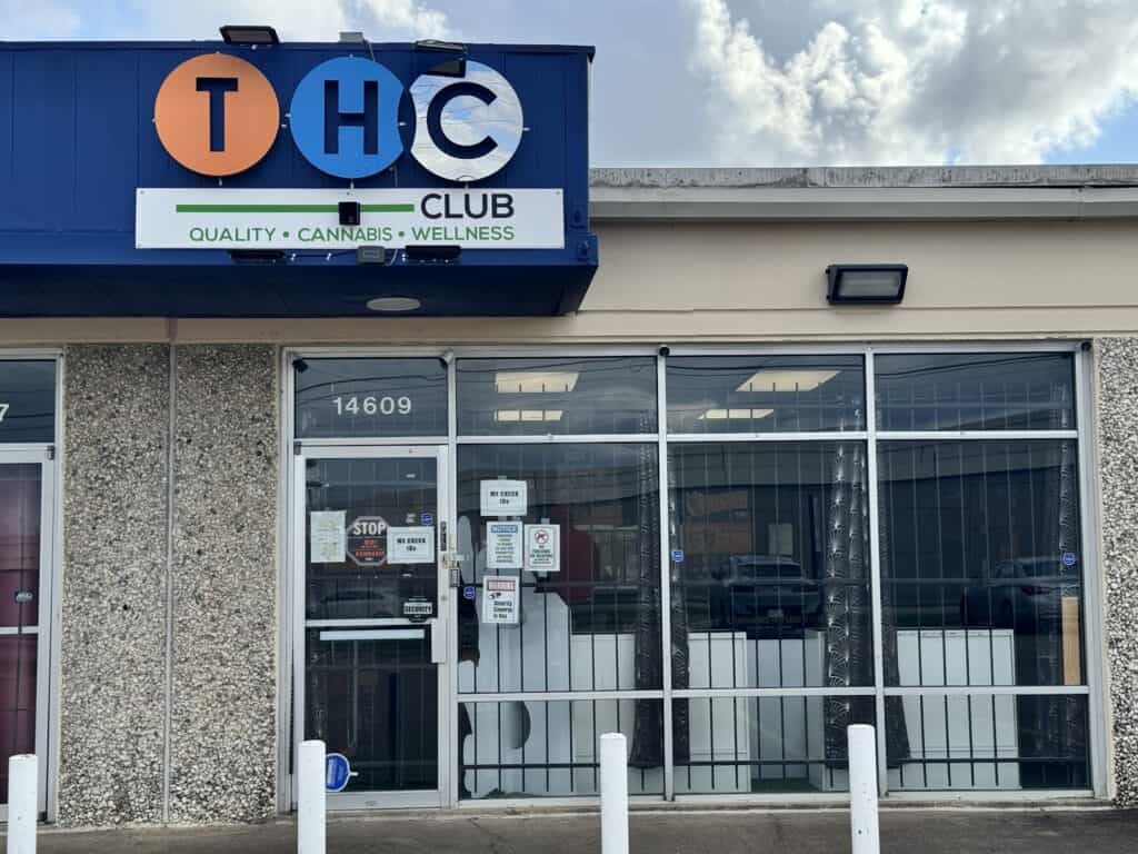 Store – main photo