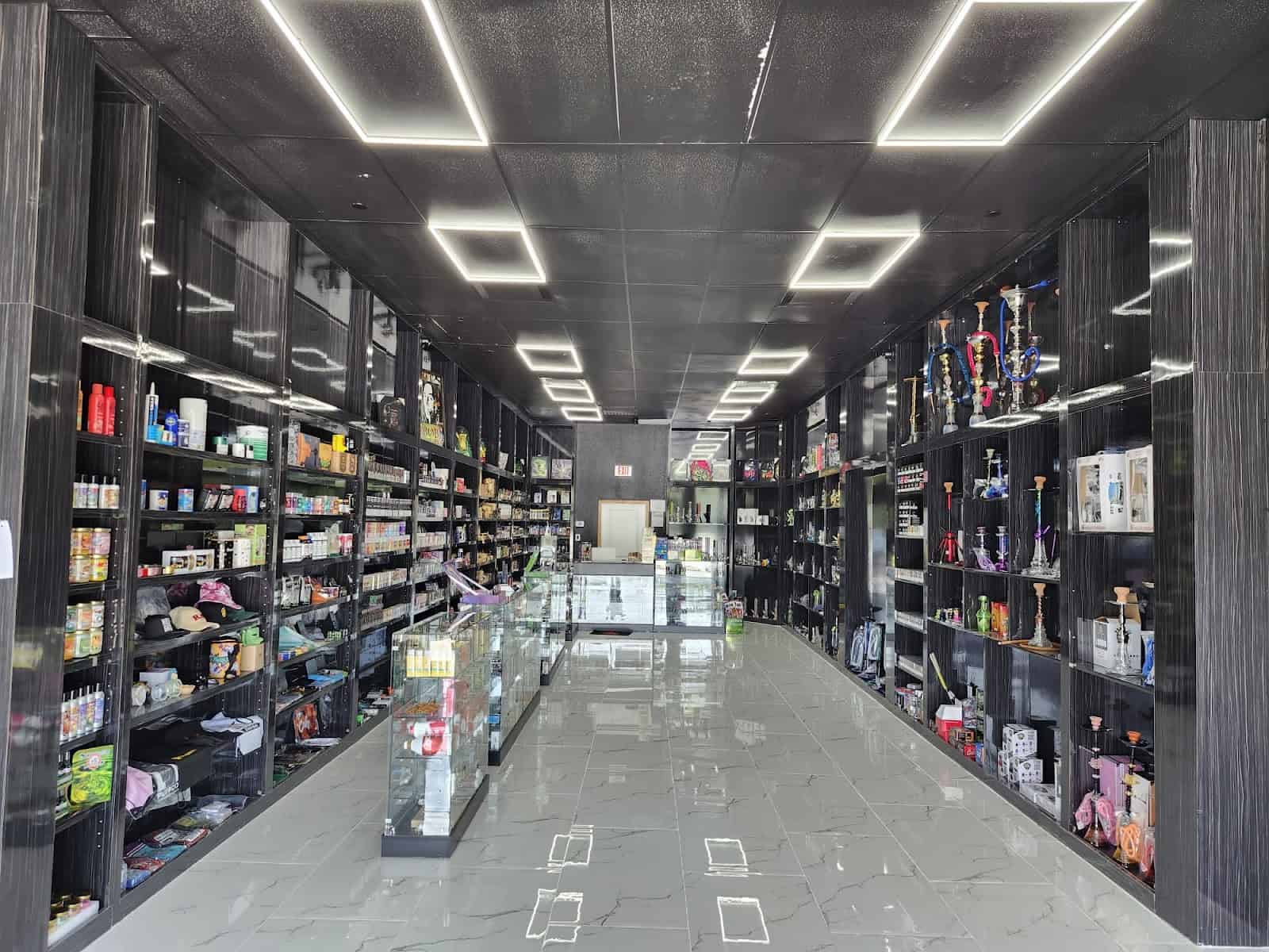 Store – gallery image 2