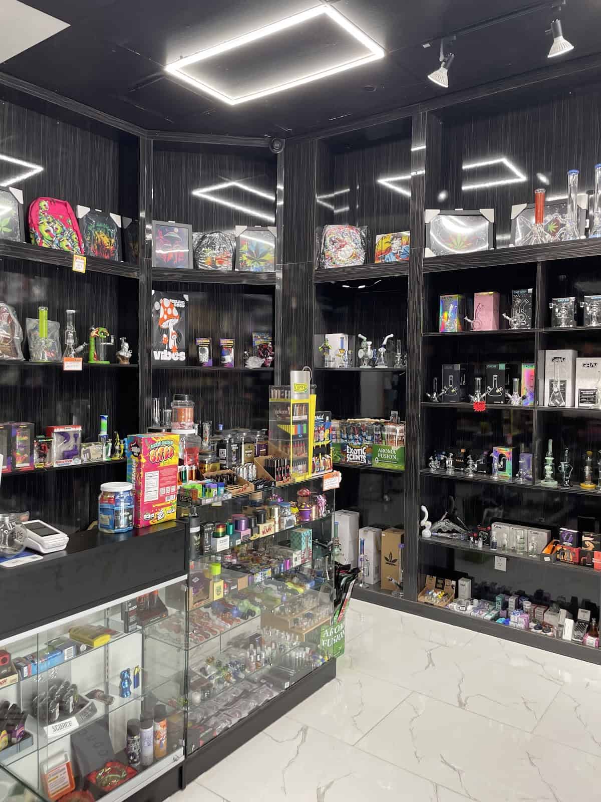 Store – gallery image 5