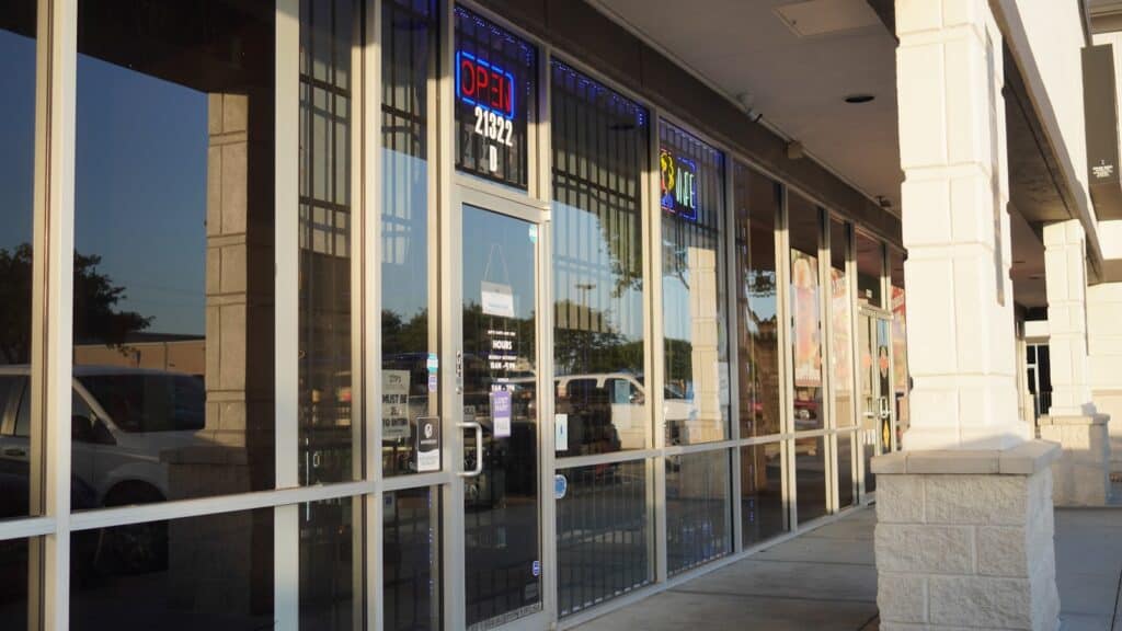 Store – main photo