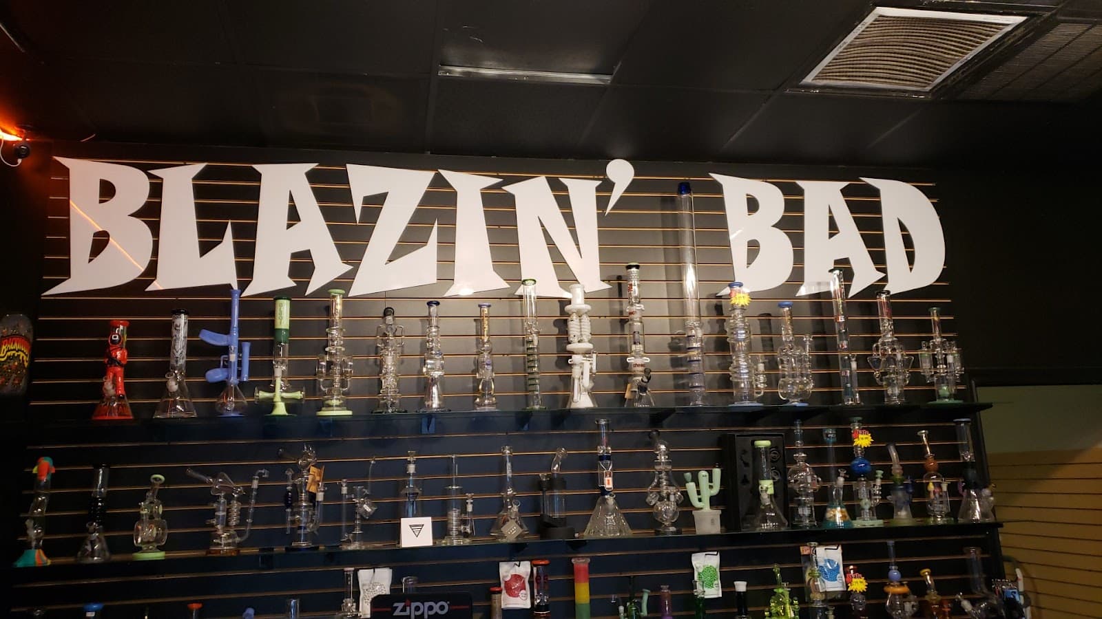 Store – gallery image 2