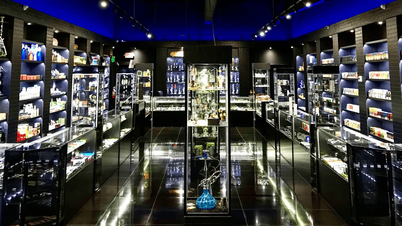 Store – main photo