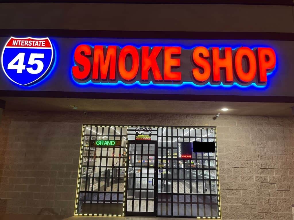 Store – main photo