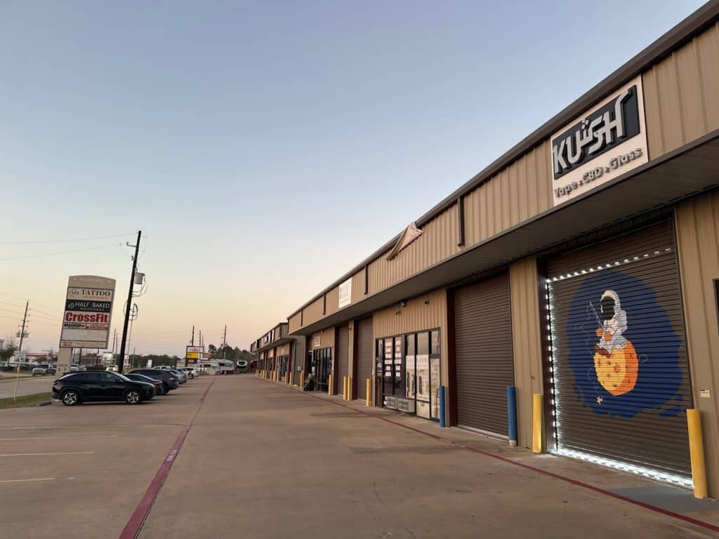 Kush Smoke shop | 16326 Mueschke Road, Cypress, Texas | Cannabis Shop – main photo