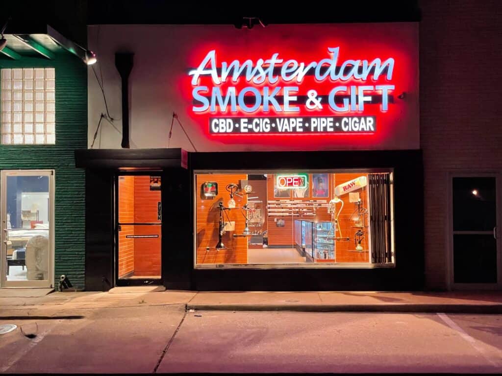 Store – main photo