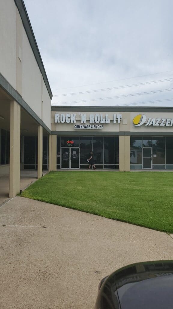 Store – main photo