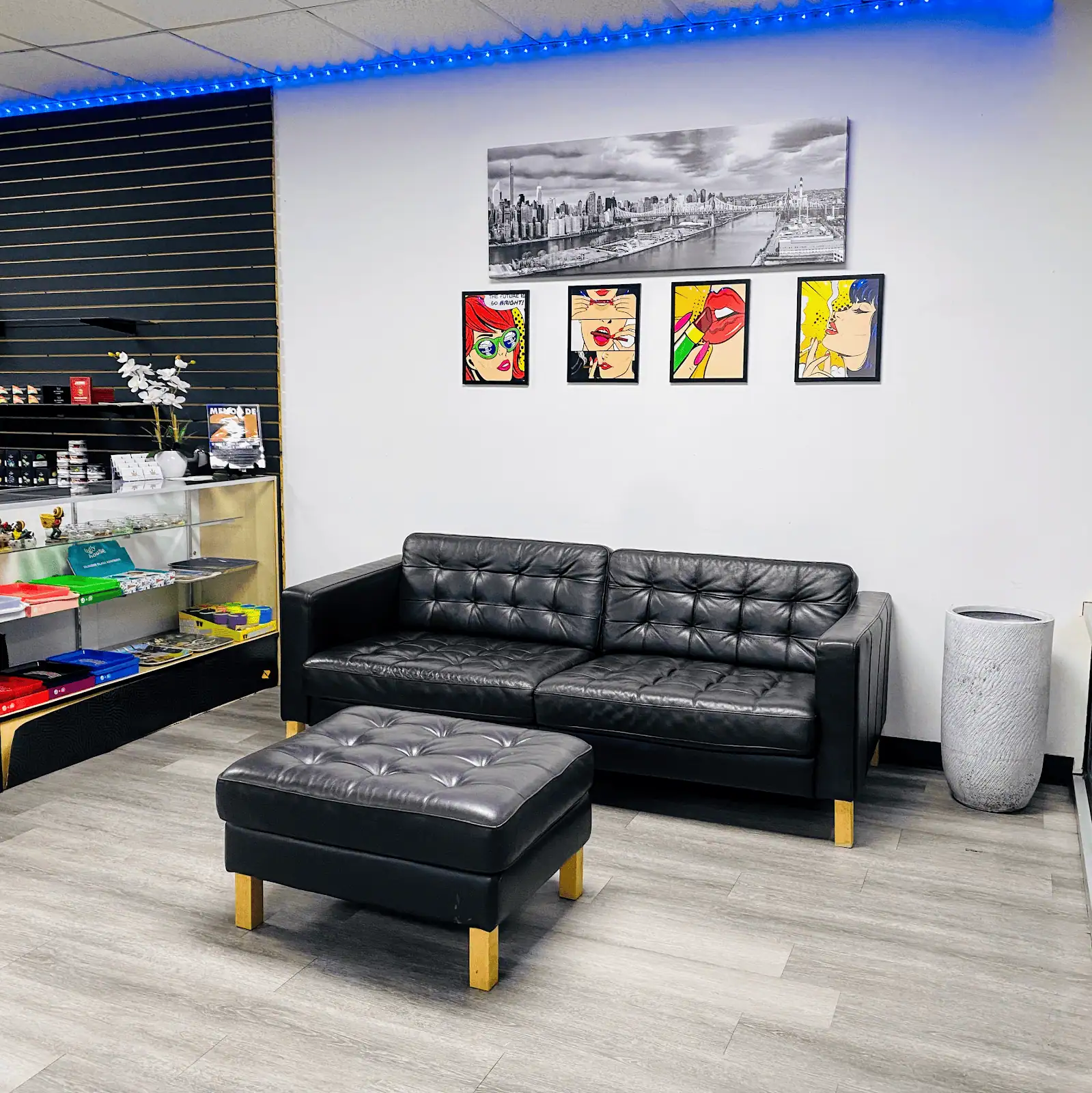 Store – gallery image 3