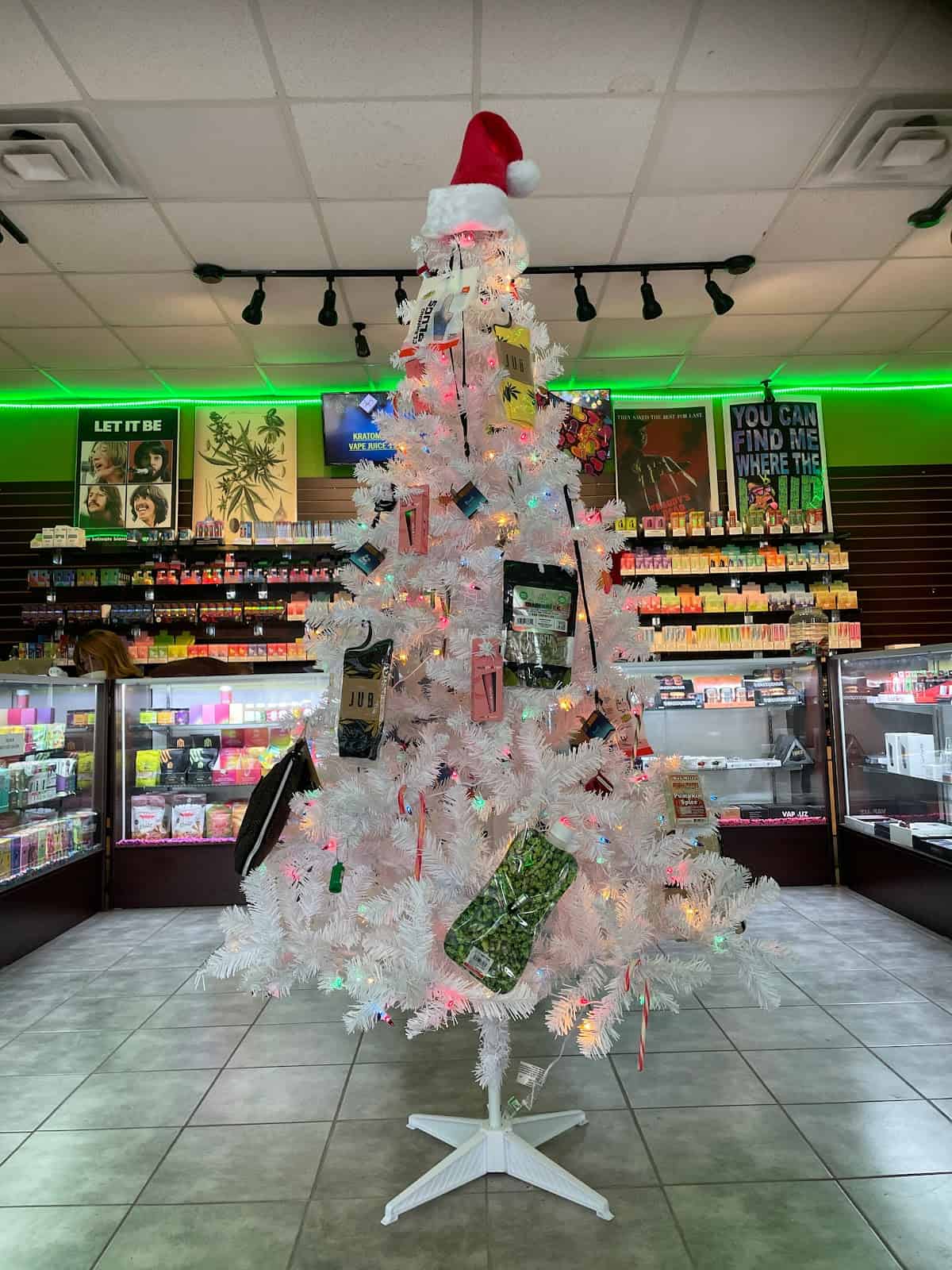 Store – gallery image 2