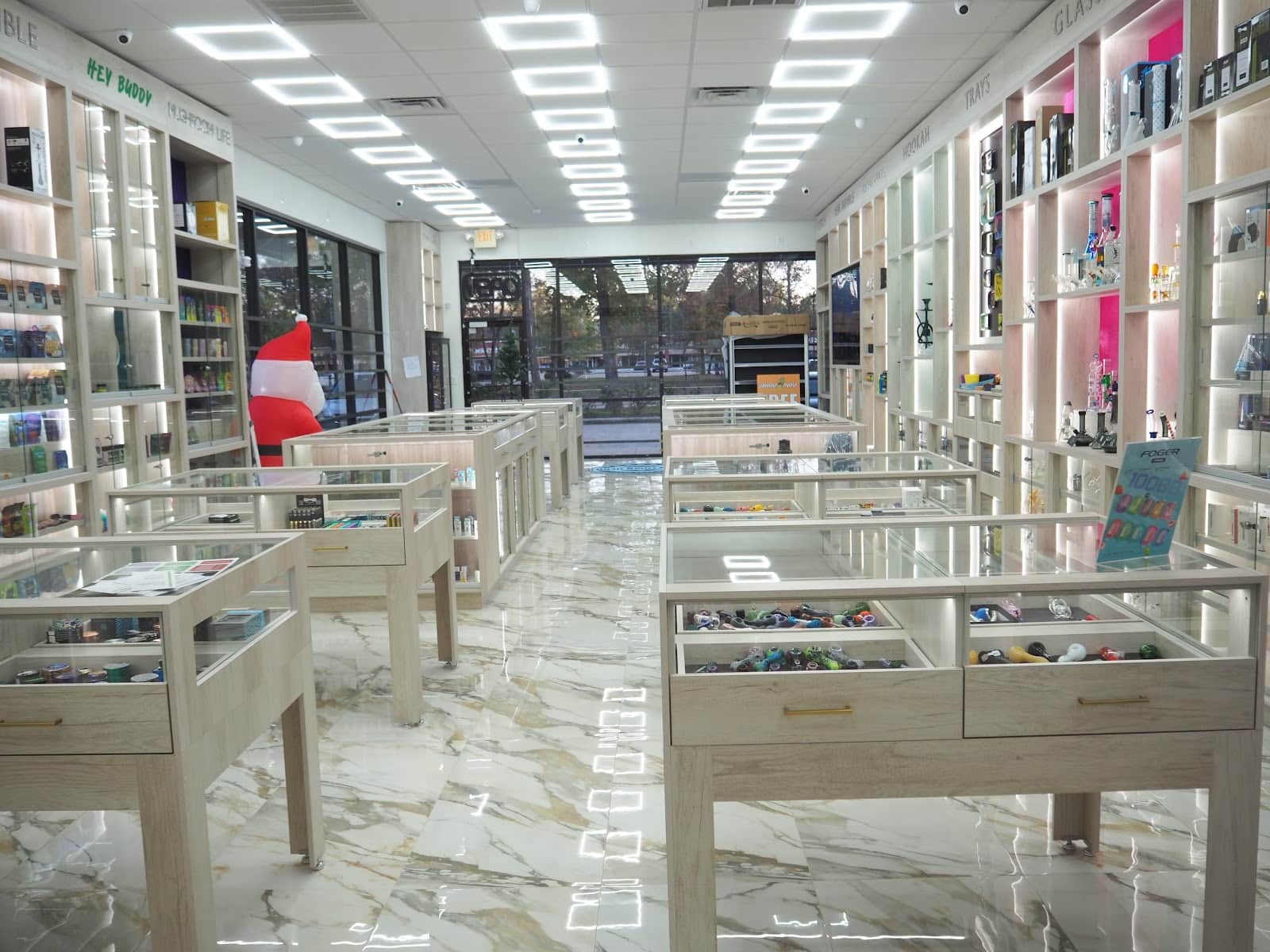 Store – gallery image 5