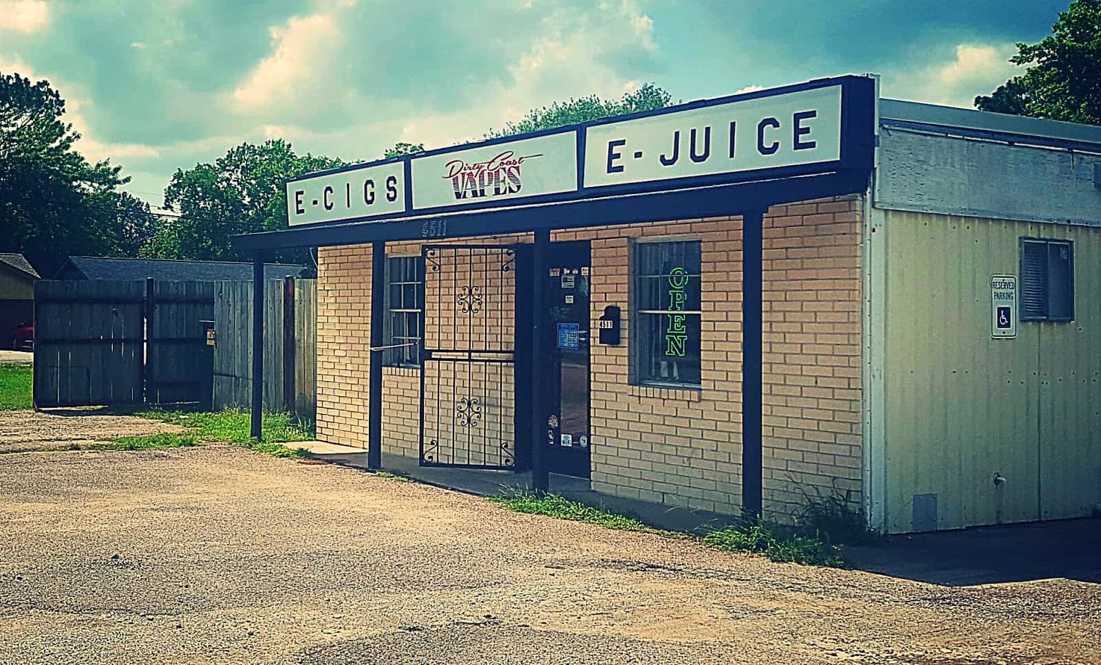 Store – main photo