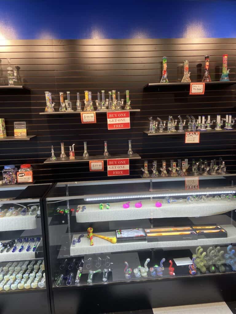 Store – main photo