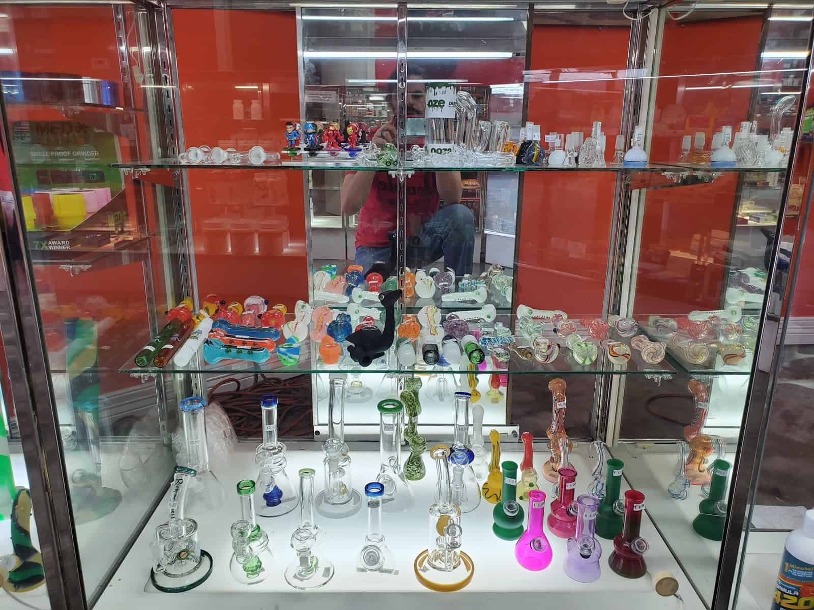 Store – gallery image 2