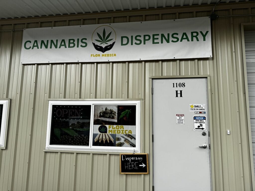Flor Medica | 1108 East Highway 6, Alvin, Texas | Cannabis Shop – main photo