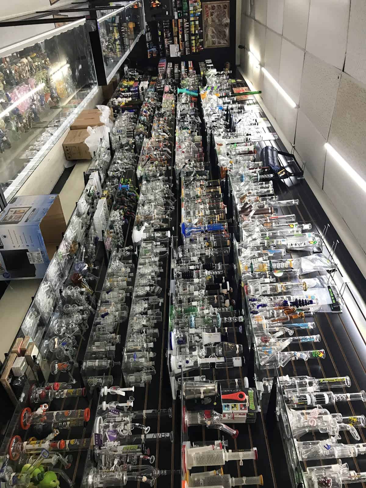 Store – gallery image 2