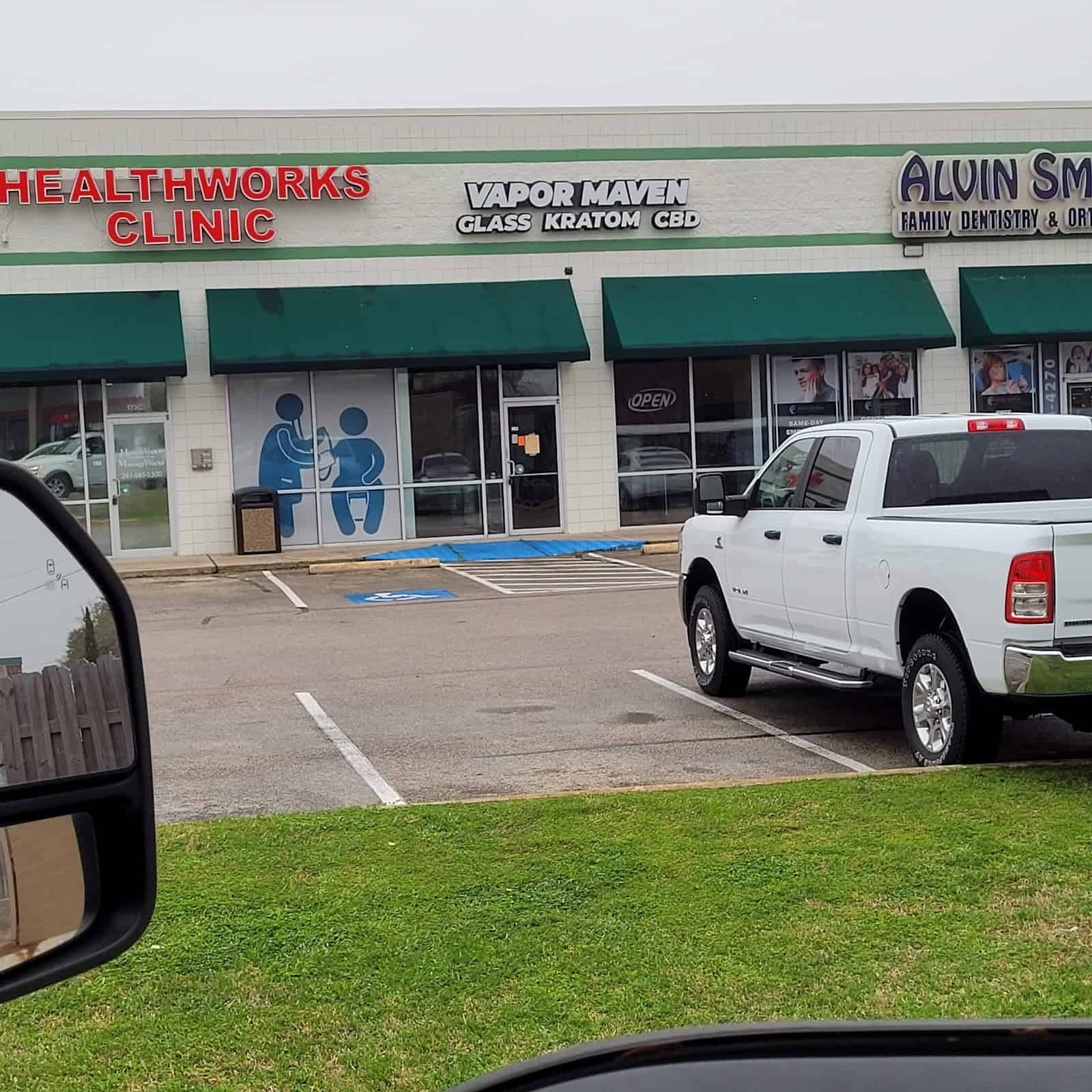 Store – main photo