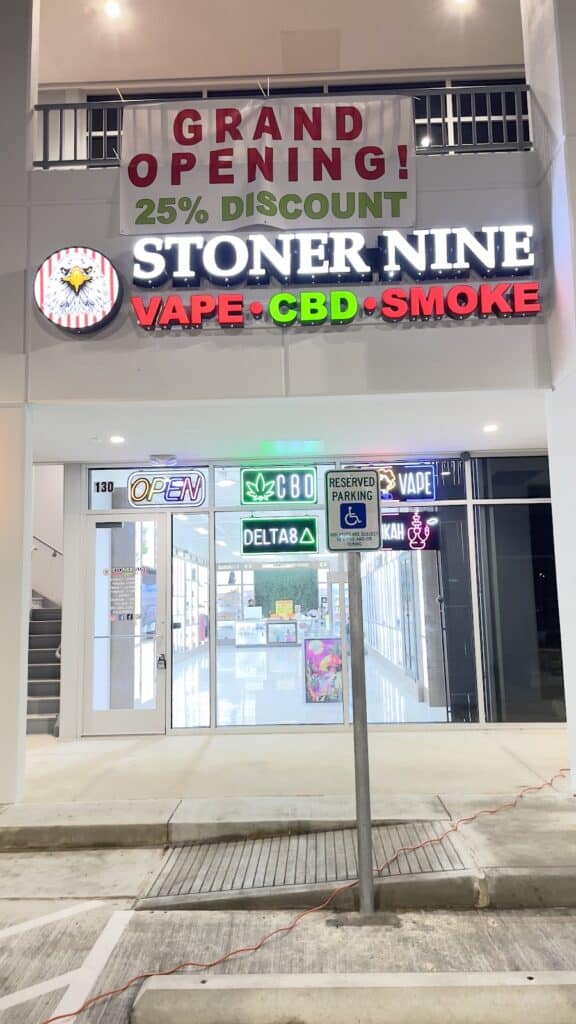 Store – main photo