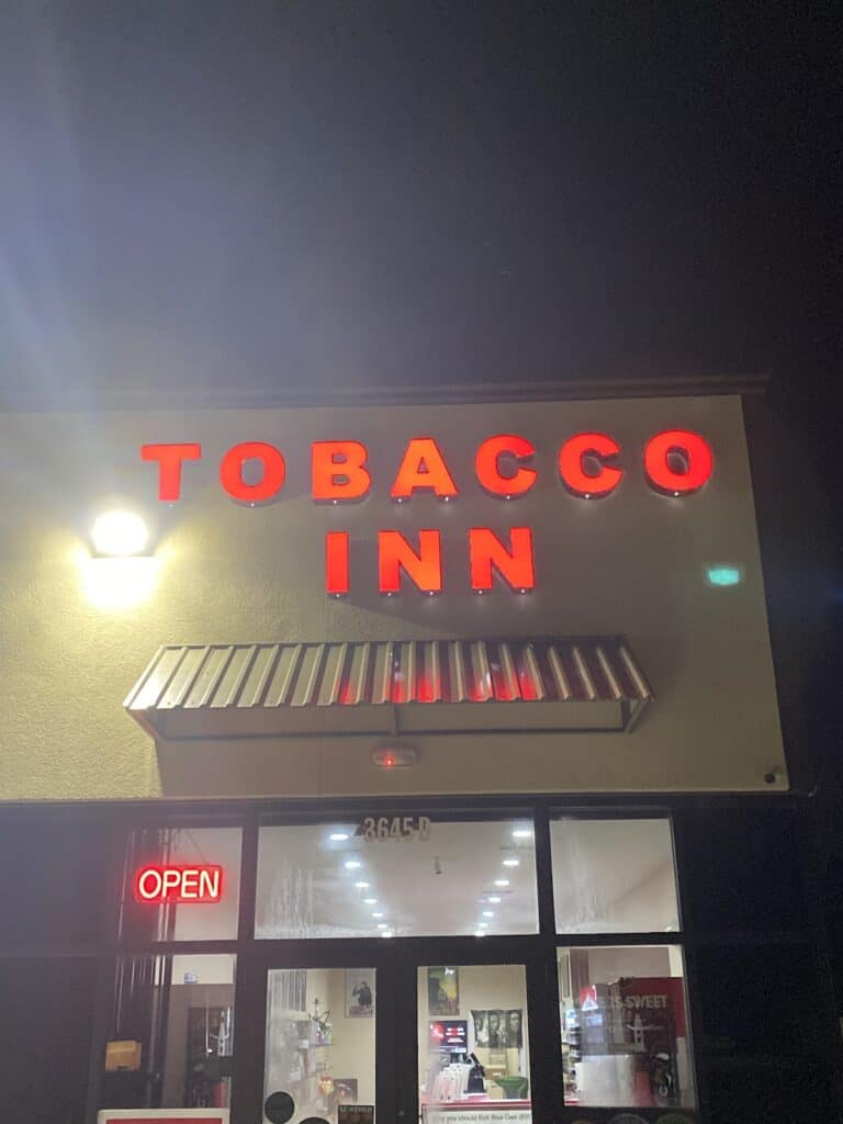 Store – main photo