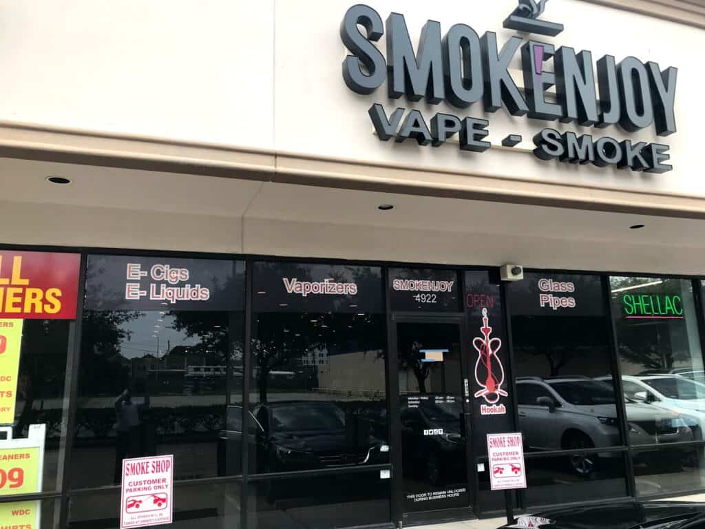 Store – main photo