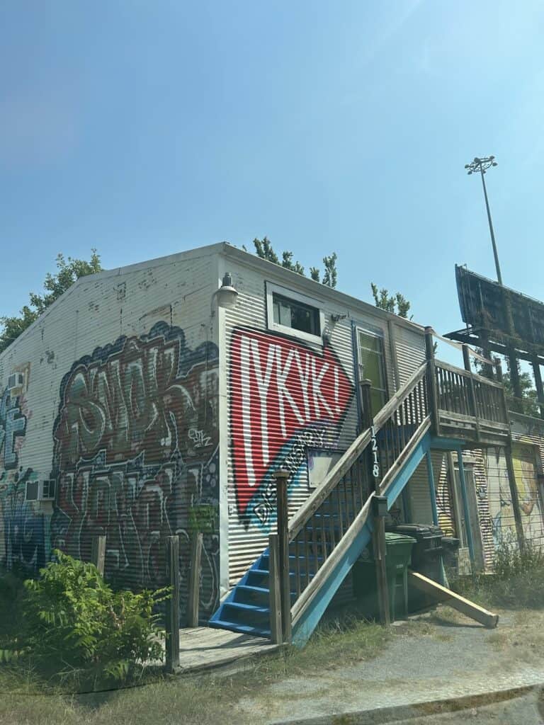 Store – main photo