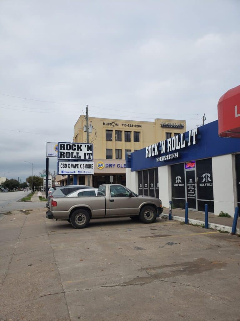 Store – main photo