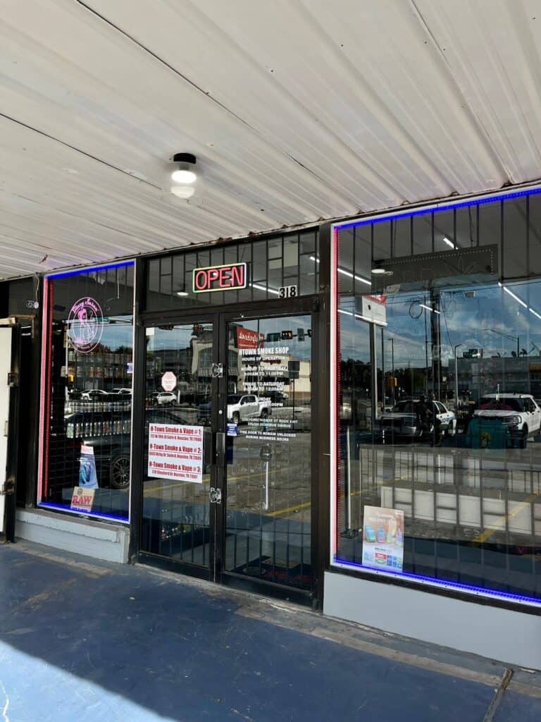 Store – main photo