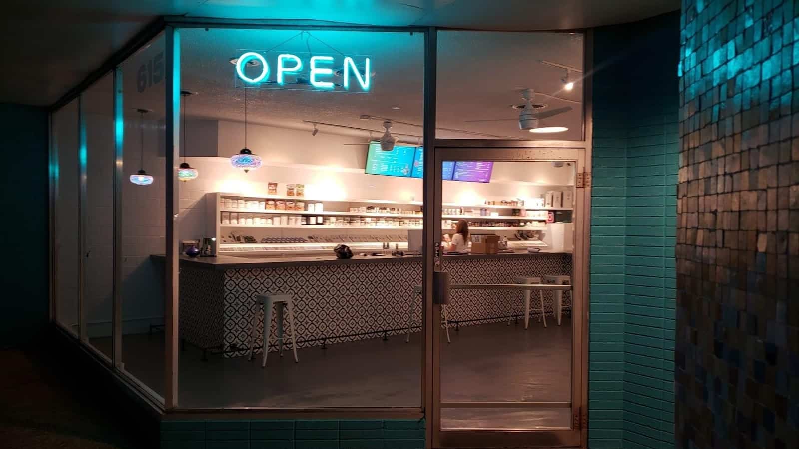 Store – main photo