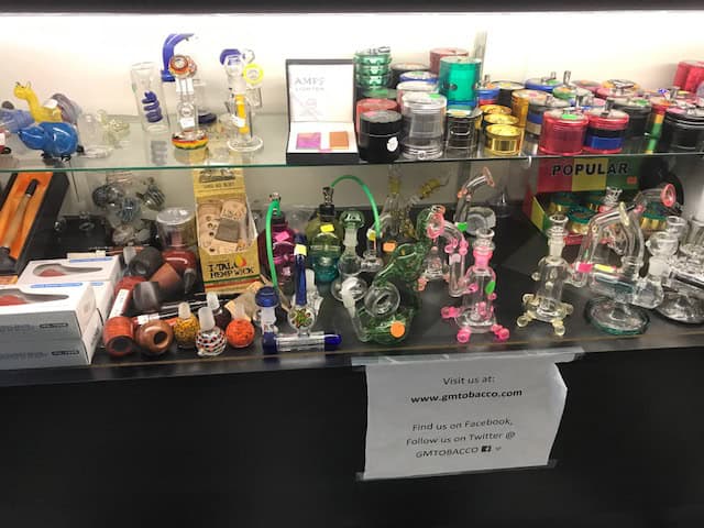 Store – gallery image 10