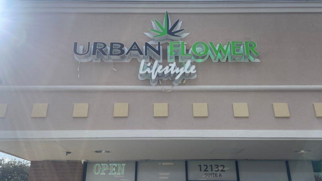 Store – main photo