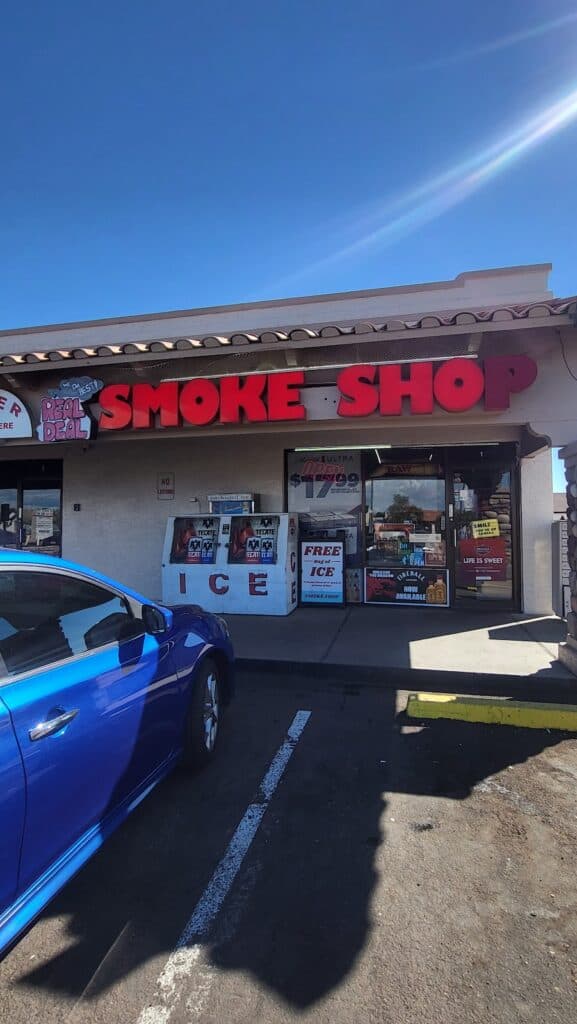 Store – main photo