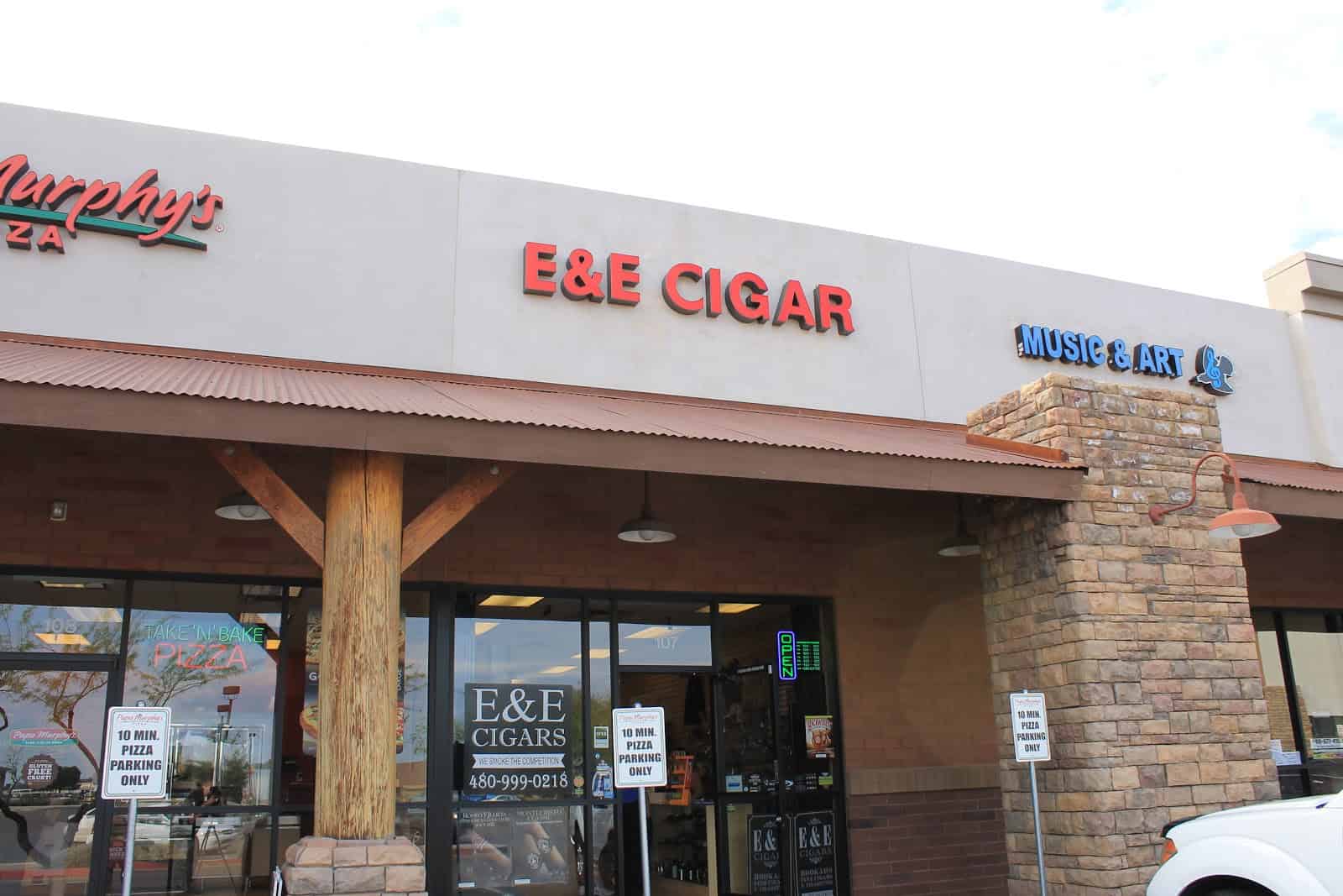 Store – main photo