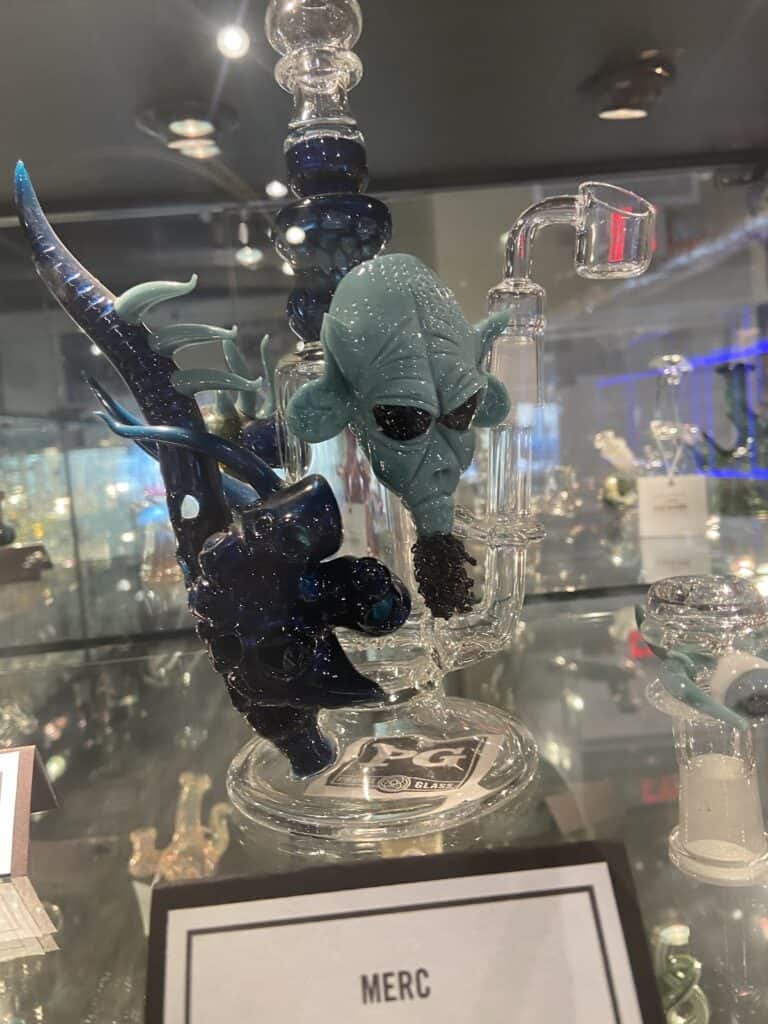 Store – main photo