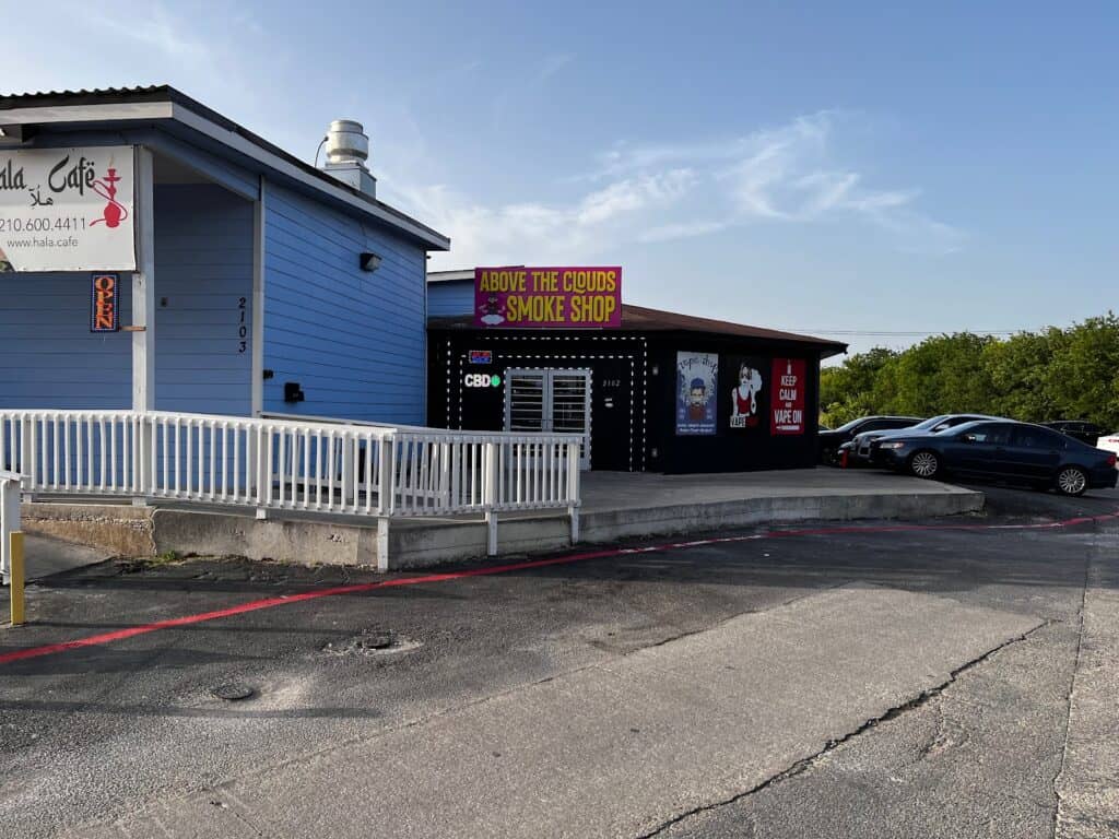 Store – main photo