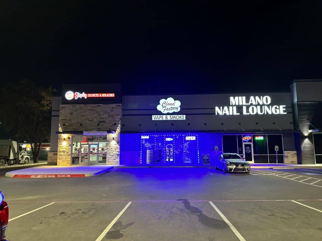 Store – main photo