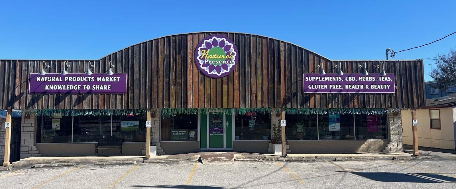 Store – main photo