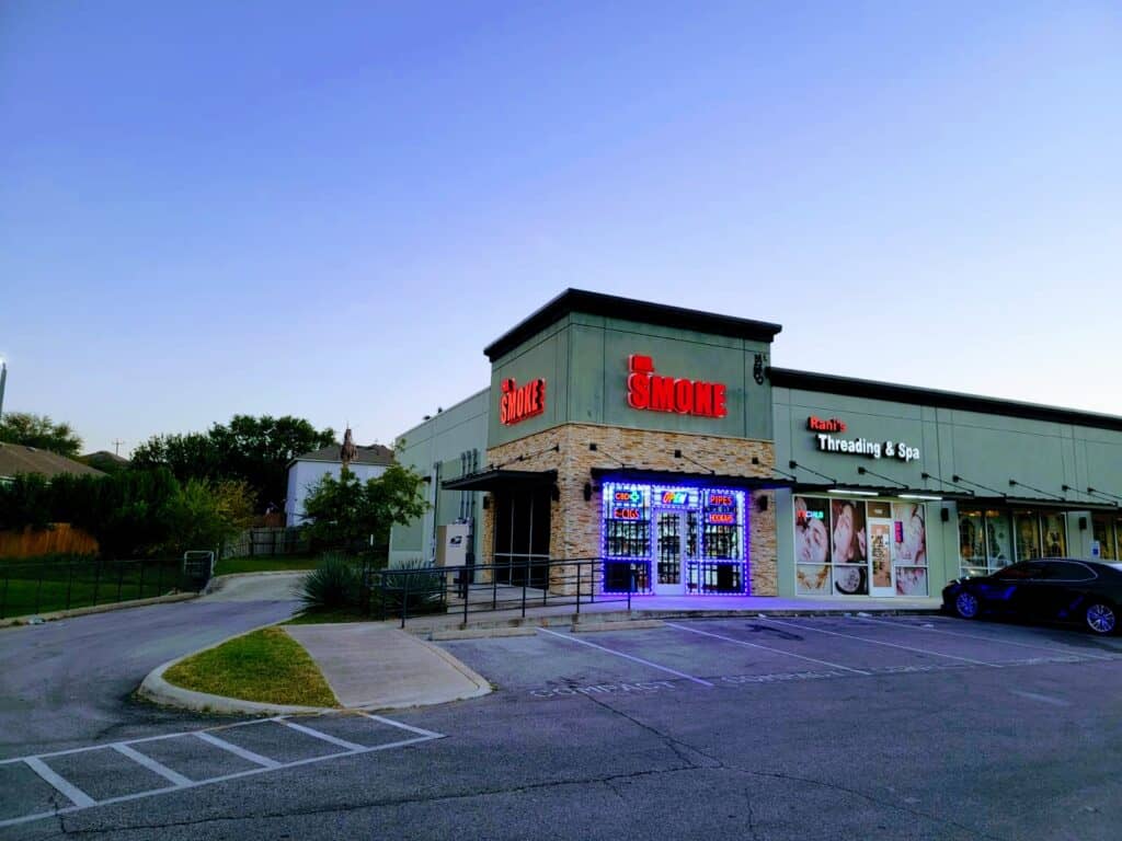 Store – main photo