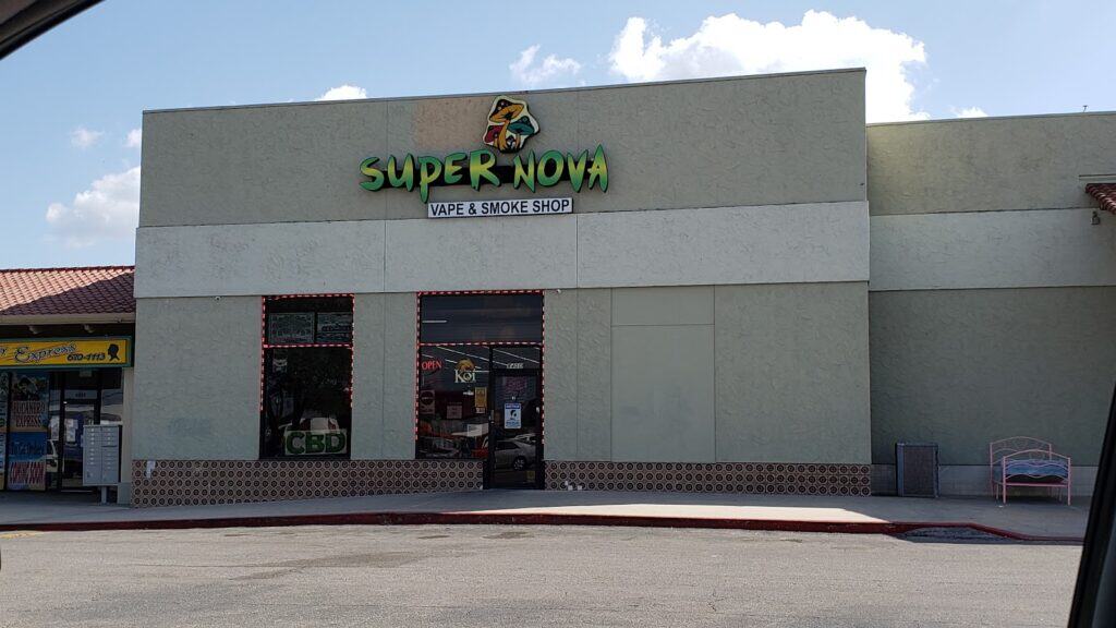 Store – main photo