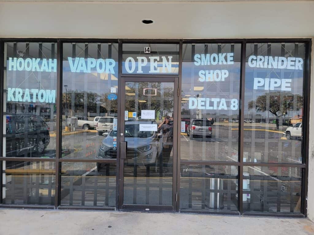 Store – main photo