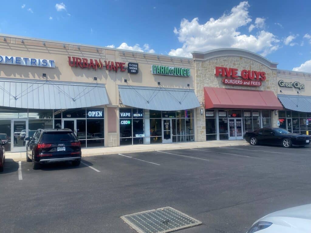 Store – main photo