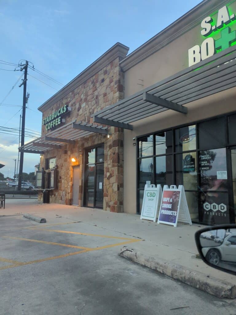 Store – main photo