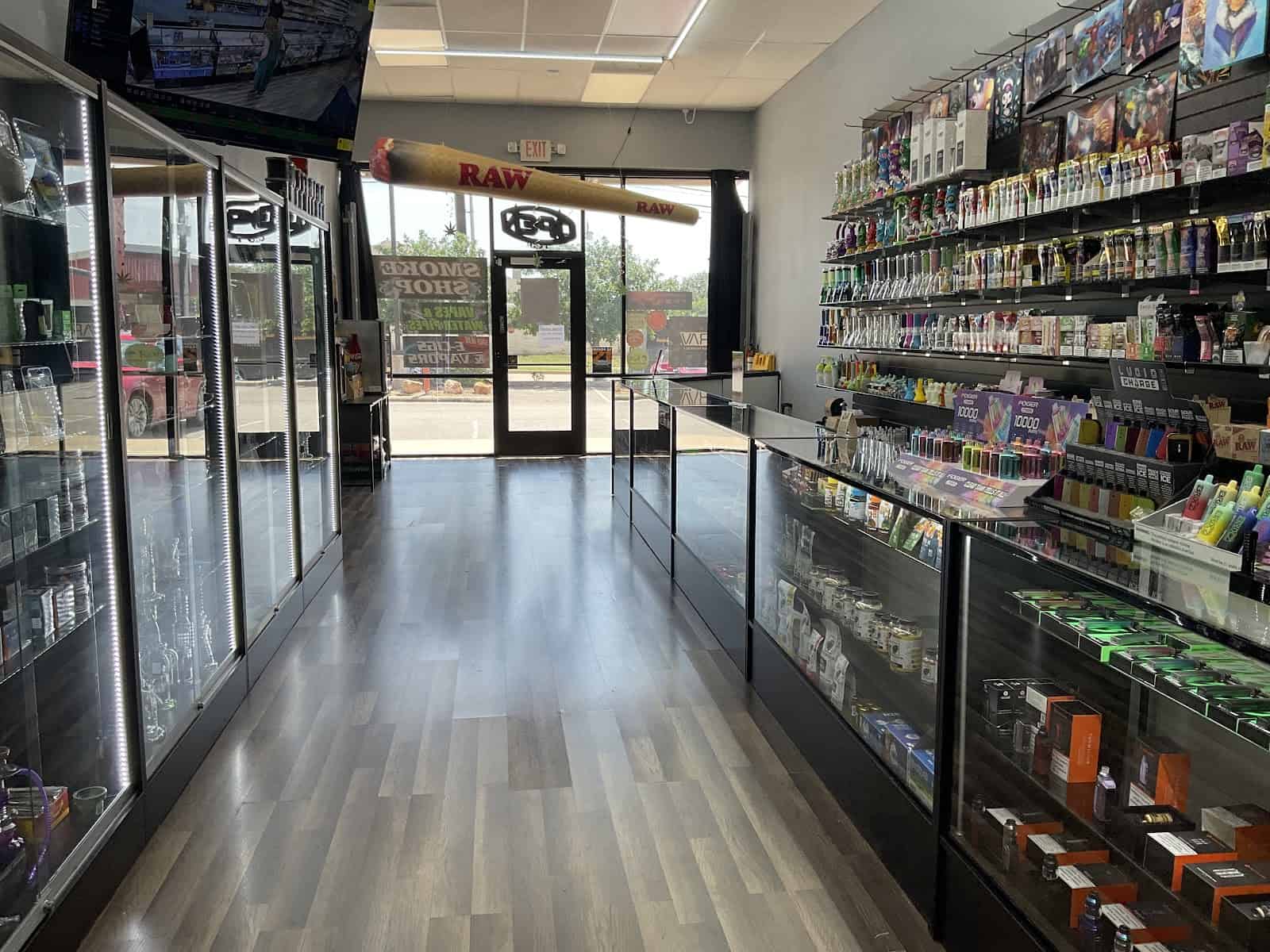 Store – gallery image 2