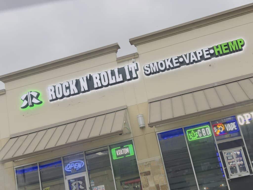 ROCK N ROLL IT SMOKE VAPE HEMP UNIVERSAL CITY | 12000 Texas 1604 Loop, Universal City, Texas | Cannabis Shop – main photo