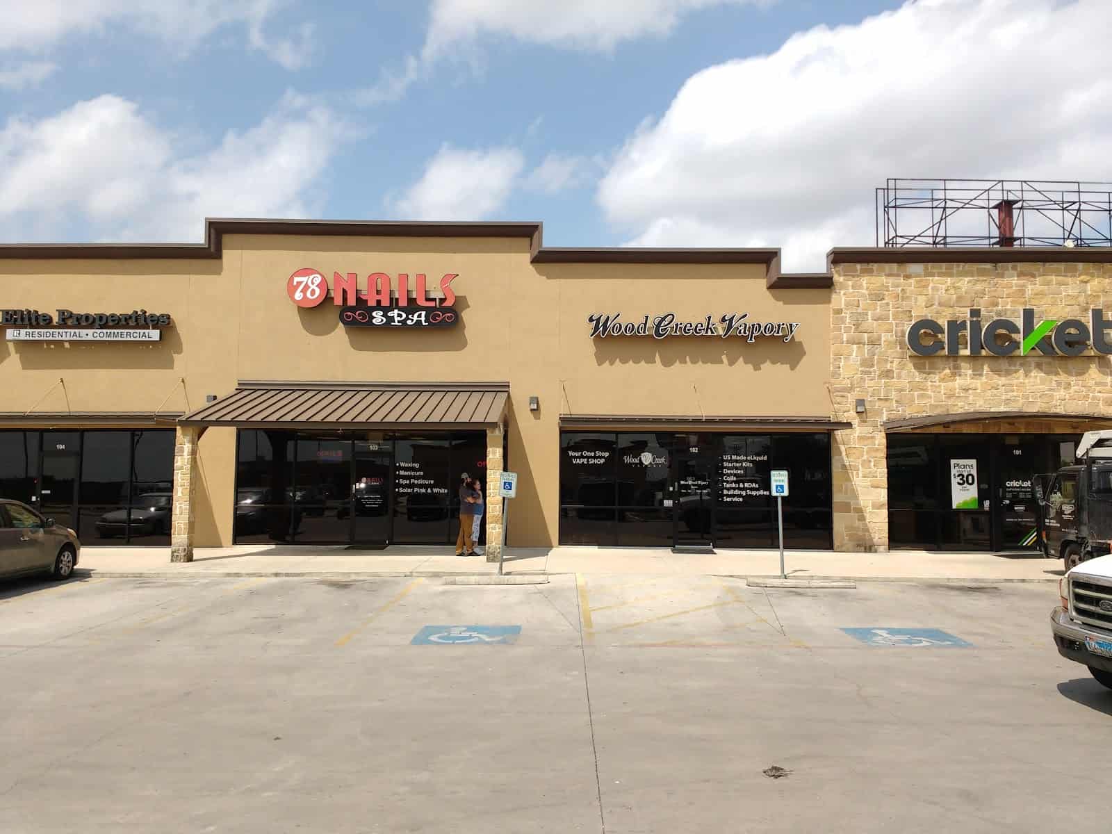 Store – main photo