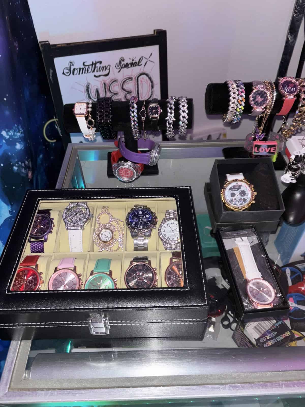 Store – gallery image 8