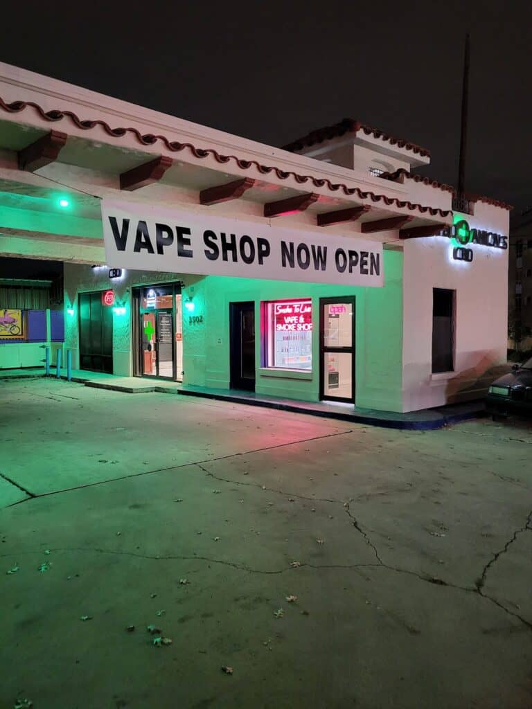 Store – main photo